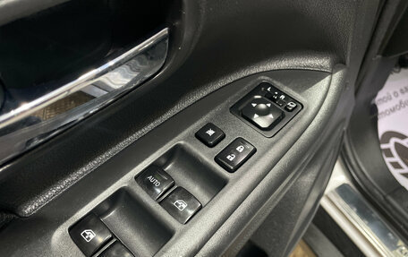 Mitsubishi Outlander III рестайлинг 3, 2017 год, 1 890 000 рублей, 13 фотография