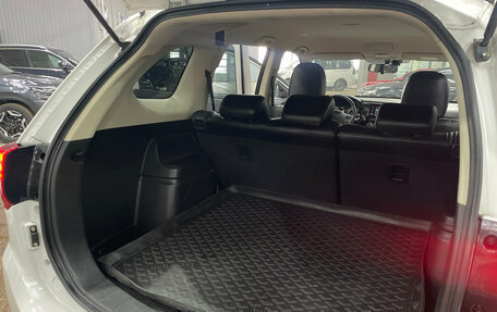 Mitsubishi Outlander III рестайлинг 3, 2017 год, 1 890 000 рублей, 29 фотография