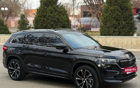 Skoda Kodiaq I, 2023 год, 4 900 000 рублей, 10 фотография