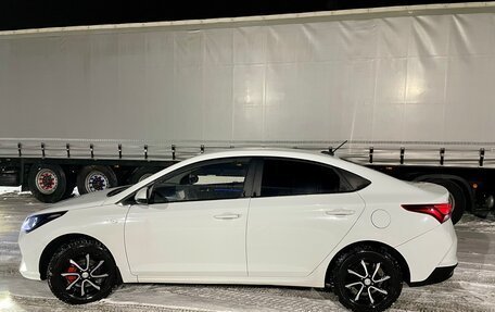 Hyundai Solaris II рестайлинг, 2020 год, 1 500 000 рублей, 4 фотография