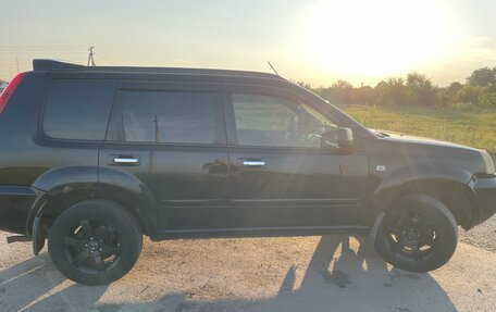 Nissan X-Trail, 2005 год, 650 000 рублей, 2 фотография