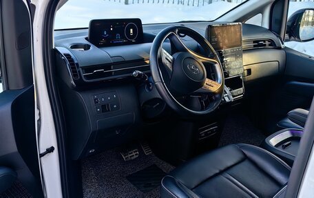 Hyundai Staria, 2021 год, 6 250 000 рублей, 13 фотография