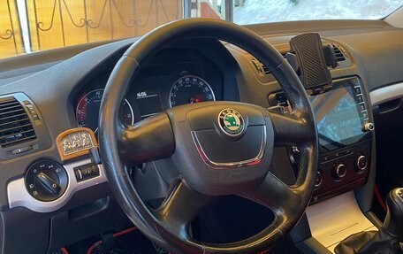 Skoda Octavia, 2010 год, 600 000 рублей, 16 фотография