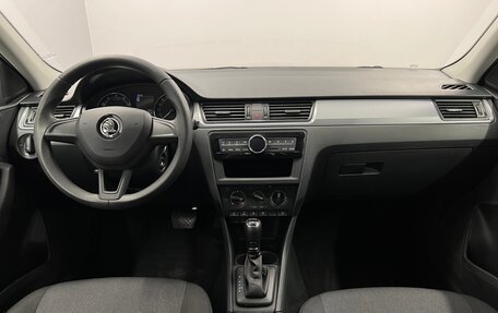 Skoda Rapid I, 2018 год, 1 085 000 рублей, 10 фотография