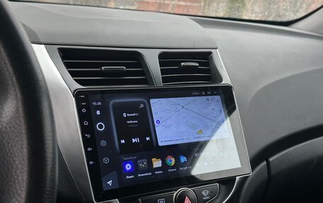 Hyundai Solaris II рестайлинг, 2016 год, 1 050 000 рублей, 8 фотография