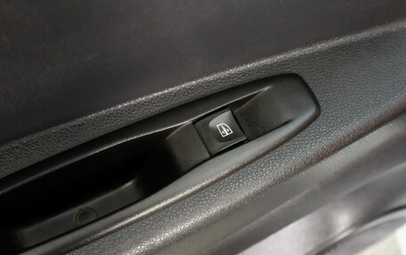 Renault Kaptur I рестайлинг, 2017 год, 1 289 000 рублей, 24 фотография