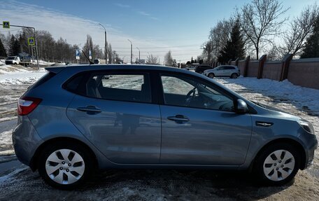 KIA Rio III рестайлинг, 2013 год, 950 000 рублей, 4 фотография