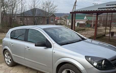 Opel Astra K, 2017 год, 650 000 рублей, 2 фотография