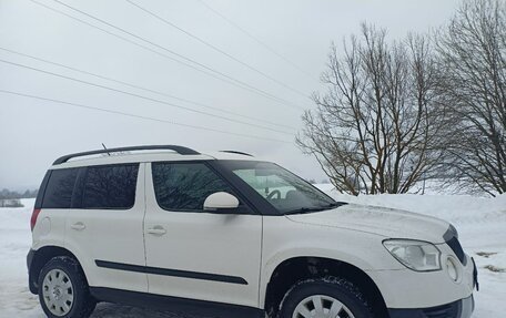 Skoda Yeti I рестайлинг, 2013 год, 800 000 рублей, 3 фотография