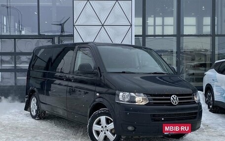 Volkswagen Caravelle T5, 2012 год, 1 750 000 рублей, 3 фотография