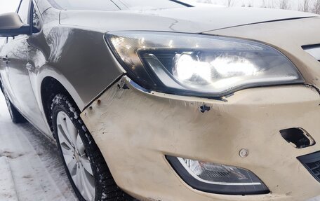 Opel Astra J, 2012 год, 350 000 рублей, 3 фотография