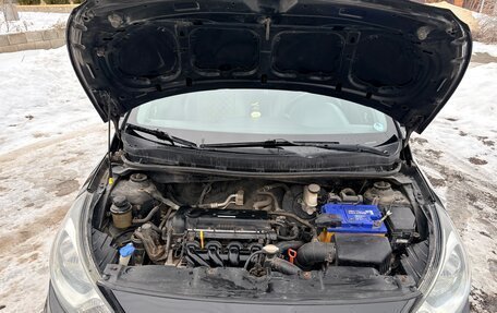 Hyundai Solaris II рестайлинг, 2011 год, 580 000 рублей, 17 фотография