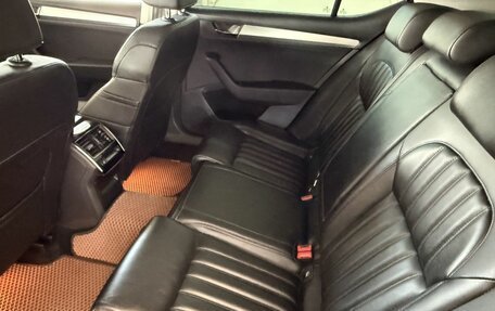 Skoda Superb III рестайлинг, 2018 год, 1 735 000 рублей, 9 фотография