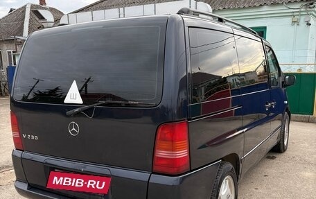 Mercedes-Benz V-Класс, 1999 год, 560 000 рублей, 4 фотография