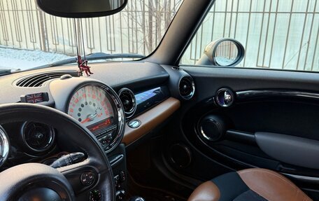 MINI Hatch, 2011 год, 1 300 000 рублей, 18 фотография