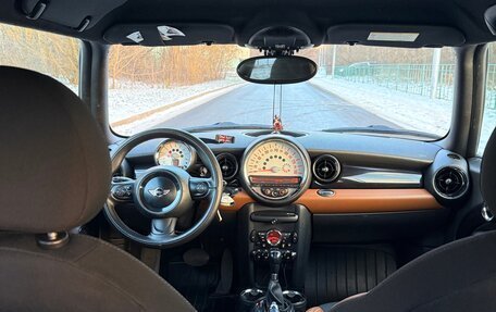 MINI Hatch, 2011 год, 1 300 000 рублей, 16 фотография