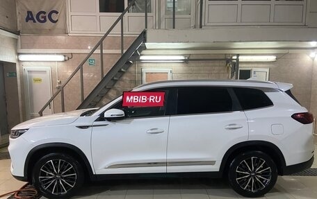 Chery Tiggo 8 Pro, 2021 год, 2 399 000 рублей, 5 фотография