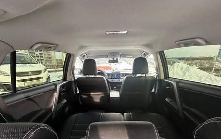 Toyota RAV4, 2015 год, 2 600 000 рублей, 17 фотография