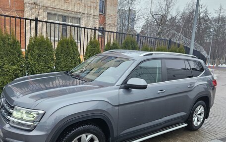 Volkswagen Teramont I, 2018 год, 3 350 000 рублей, 3 фотография