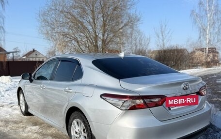 Toyota Camry, 2019 год, 2 800 000 рублей, 5 фотография