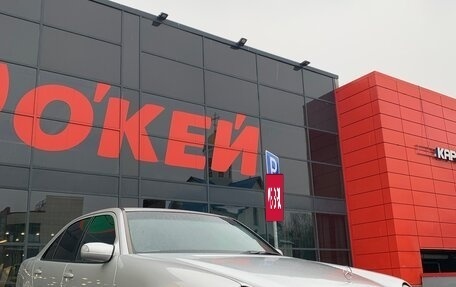 Mercedes-Benz E-Класс, 2001 год, 850 000 рублей, 3 фотография