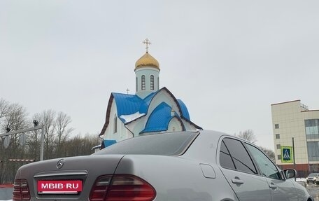 Mercedes-Benz E-Класс, 2001 год, 850 000 рублей, 5 фотография