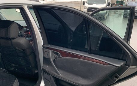 Mercedes-Benz E-Класс, 2001 год, 850 000 рублей, 22 фотография