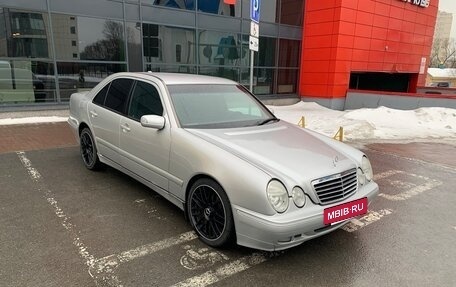Mercedes-Benz E-Класс, 2001 год, 850 000 рублей, 40 фотография