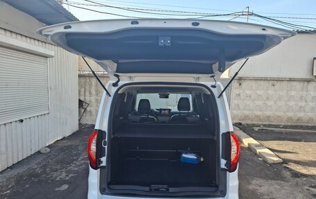 Renault Kangoo, 2022 год, 2 100 000 рублей, 3 фотография