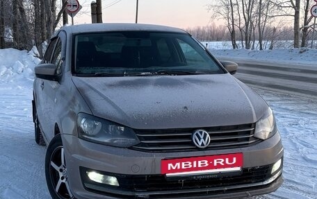 Volkswagen Polo VI (EU Market), 2015 год, 700 000 рублей, 3 фотография
