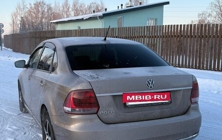 Volkswagen Polo VI (EU Market), 2015 год, 700 000 рублей, 5 фотография