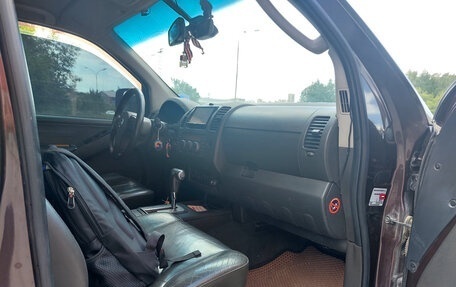 Nissan Navara (Frontier), 2008 год, 1 050 000 рублей, 4 фотография