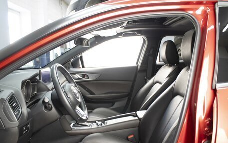 Mazda CX-4, 2023 год, 2 820 000 рублей, 8 фотография