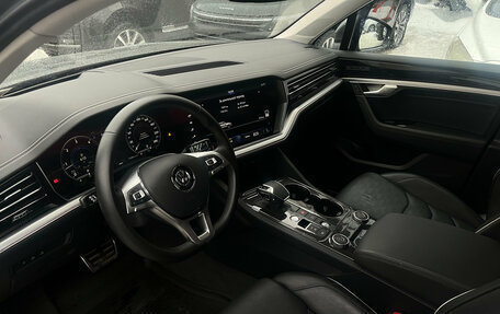 Volkswagen Touareg III, 2019 год, 6 499 000 рублей, 7 фотография