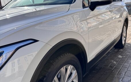 Volkswagen Tiguan II, 2021 год, 3 100 000 рублей, 18 фотография