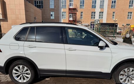 Volkswagen Tiguan II, 2021 год, 3 100 000 рублей, 21 фотография