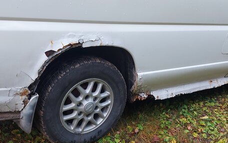 Nissan Elgrand I, 2001 год, 360 000 рублей, 4 фотография