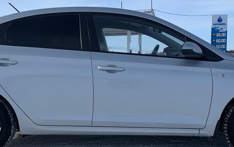 Hyundai Solaris II рестайлинг, 2017 год, 1 225 000 рублей, 2 фотография