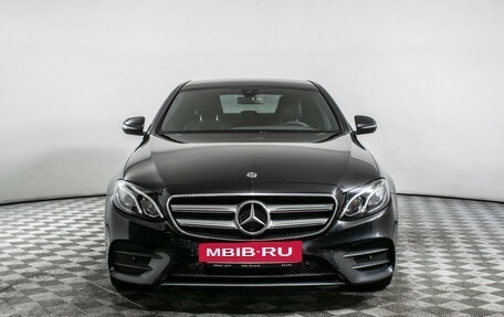 Mercedes-Benz E-Класс, 2020 год, 3 350 000 рублей, 2 фотография