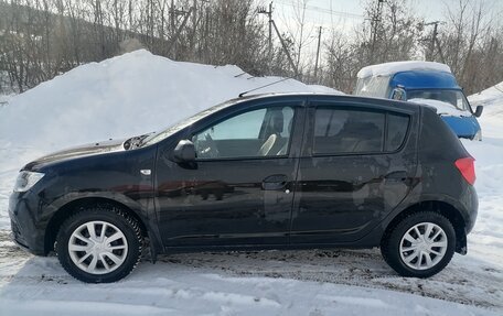 Renault Sandero II рестайлинг, 2019 год, 990 000 рублей, 6 фотография