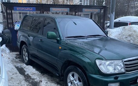 Toyota Land Cruiser 100 рестайлинг 2, 2006 год, 3 000 000 рублей, 4 фотография