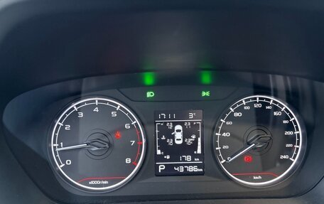 Geely Emgrand, 2024 год, 1 700 000 рублей, 13 фотография