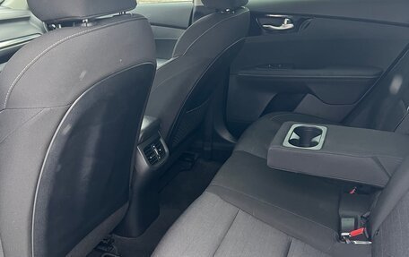 KIA Cerato IV, 2019 год, 1 820 000 рублей, 9 фотография