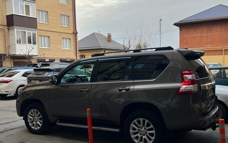 Toyota Land Cruiser Prado 150 рестайлинг 2, 2014 год, 3 300 000 рублей, 2 фотография