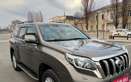 Toyota Land Cruiser Prado 150 рестайлинг 2, 2014 год, 3 300 000 рублей, 19 фотография