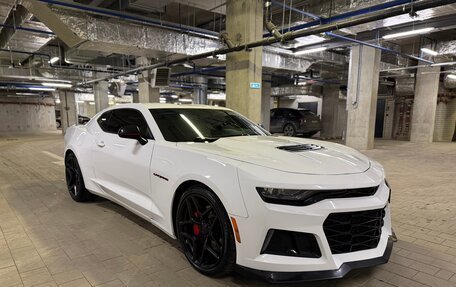 Chevrolet Camaro VI, 2021 год, 2 450 000 рублей, 3 фотография