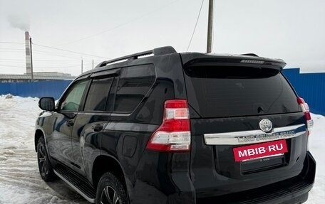 Toyota Land Cruiser Prado 150 рестайлинг 2, 2014 год, 3 500 000 рублей, 2 фотография