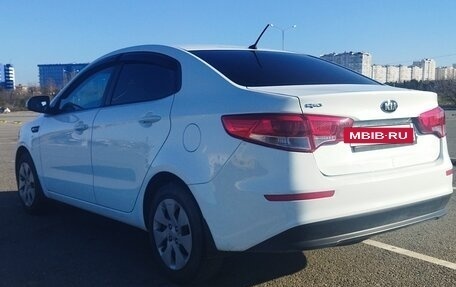 KIA Rio III рестайлинг, 2015 год, 882 000 рублей, 3 фотография