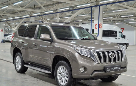 Toyota Land Cruiser Prado 150 рестайлинг 2, 2016 год, 3 250 000 рублей, 3 фотография