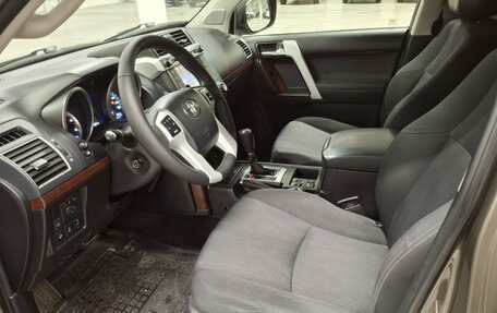 Toyota Land Cruiser Prado 150 рестайлинг 2, 2016 год, 3 250 000 рублей, 20 фотография